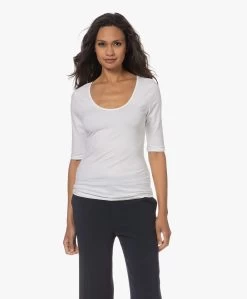 Filippa K Cotton Stretch Scoop Neck T-Shirt - Wit -JAMES PERSE WINKEL 230713 1bb5d7cf 0788 4e07 a569 acbe2fe5e826