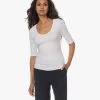Filippa K Cotton Stretch Scoop Neck T-Shirt - Wit -JAMES PERSE WINKEL 230713 94d342af 6944 408d a558 1cb17be191fa