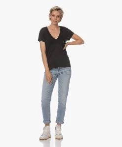 Iro Rodeo Linnen V-Hals T-Shirt - Zwart -JAMES PERSE WINKEL 230724 1d455ae8 057b 43d8 bd90 fc8f97643109