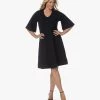 Kyra Eliana Gestructureerde Jersey Fit & Flare Dress - Donker Navy -JAMES PERSE WINKEL 230725 86be5e26 5e48 49cf afa0 d2efbc55a457