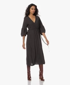 No Man'S Land Tech Jersey Overslagjurk - Dark Mocha -JAMES PERSE WINKEL 230802 e3544b3d 864f 49b1 aeb2 98bdd566fbc9