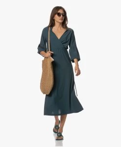 No Man'S Land Tech Jersey Overslagjurk - Bottle Green -JAMES PERSE WINKEL 230803 9b07f35e f490 4471 9913 1703144c7f1b